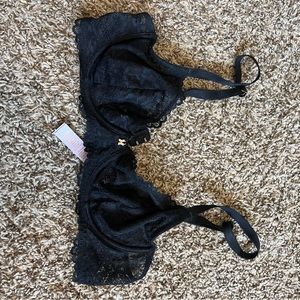 New Savage x Fenty Lace Bra. Size 34b.